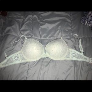 Victoria secret 34 DD Push-up bra